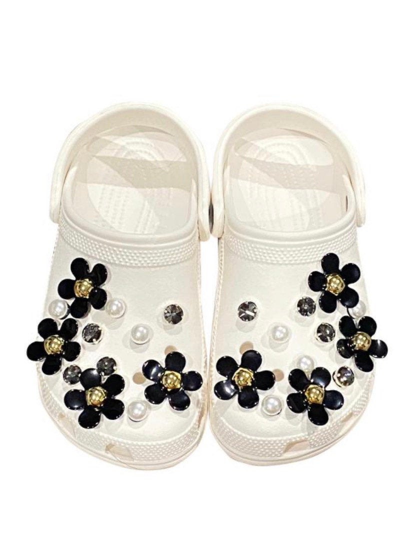 Crocs Charm BLACK Daisy Floral / Pearl / Diamond (12pcs / 24pcs) Shoe Decoration Accessories for Girls and Adult Women