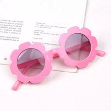 Load image into Gallery viewer, Flower Sunglasses for Kids and Toddlers, Eyewear for Babies, Child Sunglasses.
