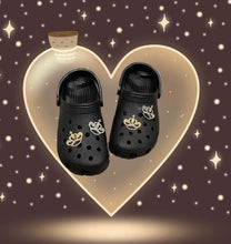 Load image into Gallery viewer, Crocs High Quality Bling Rhinestone CROWN Charms for your Crocs, Croc Accessories for Girls and Adult Women
