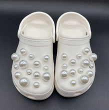 Load image into Gallery viewer, Crocs High Quality Pearl 28pcs Charms. Suitable for adults and kids. Pearl Charms for Crocs.
